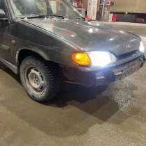 Продам ваз 2114 2009 года двигатель коробка без нарекания д, в Омске