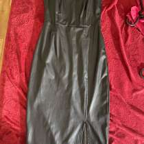 Платье размер 42, в Новосибирске
