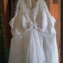 Шуба мутоновая, свадебное платье, в Перми
