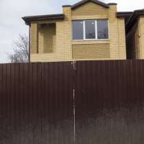 Продам новый дом 135 м2 с участком 3 сот , ул.Зрелищная, в Ростове-на-Дону