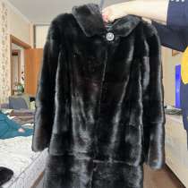 Продам норковую шубу, в Южно-Сахалинске