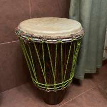 Африканский кубкообразный барабан джембе, в Санкт-Петербурге