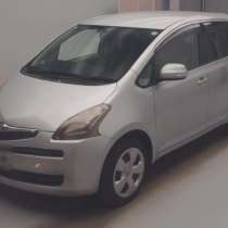 Toyota Ractis, 2006 год, в Владивостоке