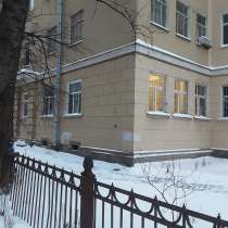 Помещение в центре, рядом с двумя отелями, в Санкт-Петербурге