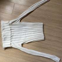 Белая кофта Zara, в Москве