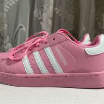 Кроссовки Adidas Новые, в Казани