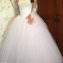 Свадебное платье продам, в г.Алматы
