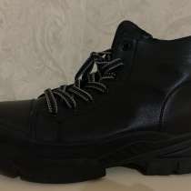 Продаю ботинки на осень, зима, весна, в Хасавюрте