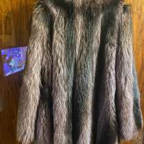 Шуба из енота, в Москве
