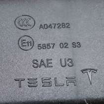 З/ч Тесла. Стоп сигнал крышки багажника верхний Tesla model, в Москве