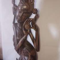 Бюст балийской девушки из эбенового дерева 1976 года выпуска, в Дзержинском