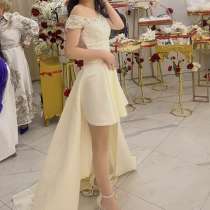 Платье белое, в Москве