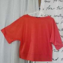 Коралловый джемпер, в Москве