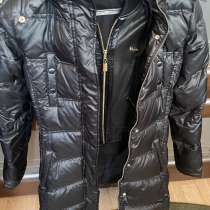 Пуховик- плащ, в Москве