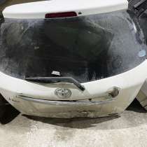 Дверь багажника Toyota Vitz, в Южно-Сахалинске