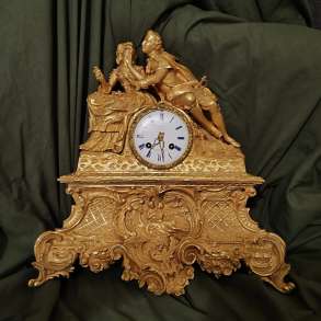 Horloge cheminée avec décor sculpté bronze XIXe siècle (viel, в г.Gournay-sur-Marne
