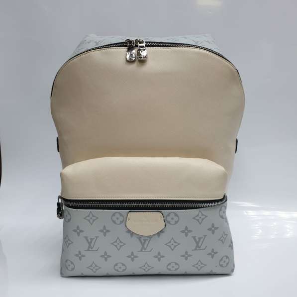 Рюкзак Louis Vuitton в Москве фото 10