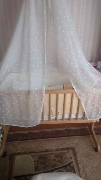 Продается детская кроватка-люлька в Калининграде