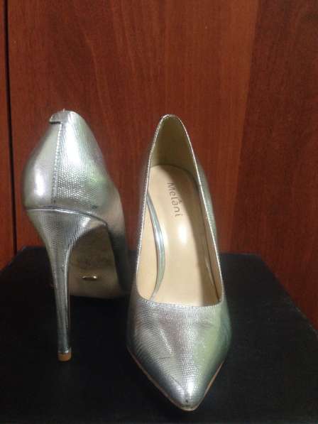 Продам туфли женские Melani в Березниках