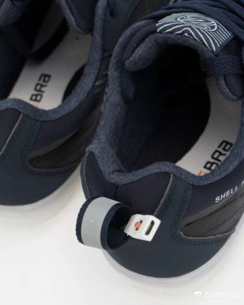 Кеды с подсветкой в Москве