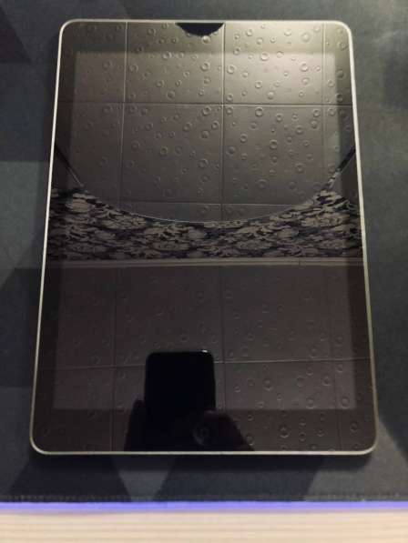 Apple iPad Air 1 - 16GB, Wi-Fi, Refurbished