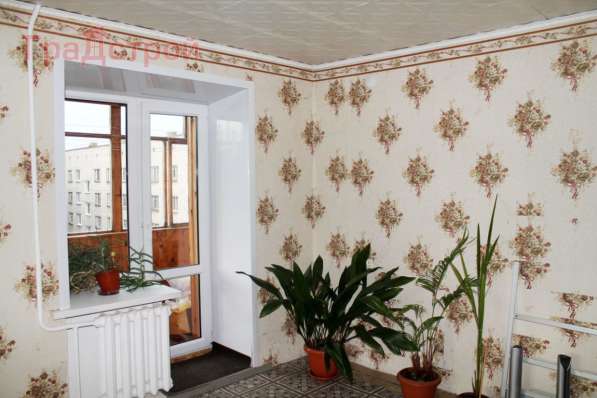 Продам двухкомнатную квартиру в Вологда.Жилая площадь 74 кв.м.Этаж 5.Дом кирпичный.