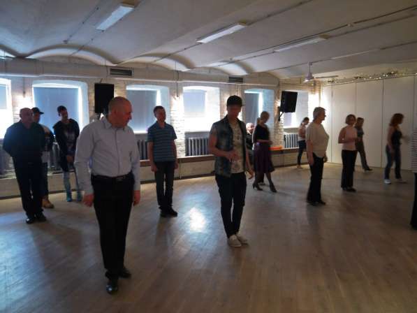 Обучение танцам в студии в Москве
