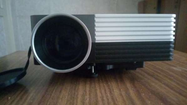 Портативный мини-проектор GM50 3D HD в Сальске фото 4