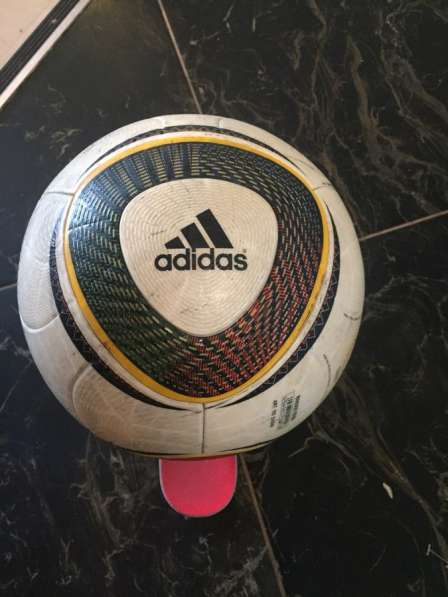 Футбольный мяч JABULANI