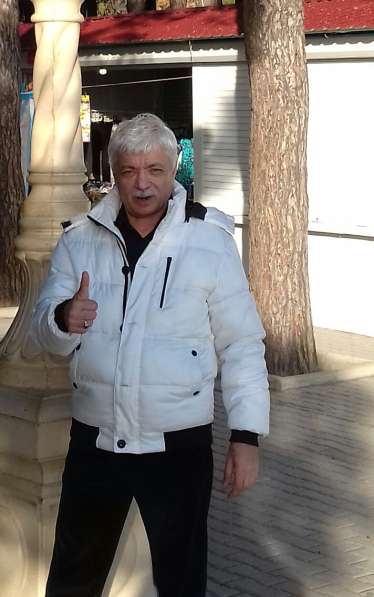 Владмир, 53 года, хочет пообщаться