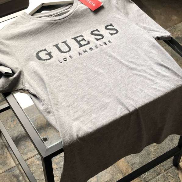 Мужская футболка guess в Химках