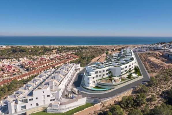 Недвижимость в Испании, Новые бунгало в Гран Алакант в фото 9