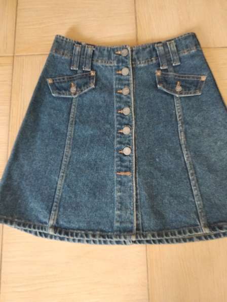 Новая джинсовая юбка-трапеция на пуговицах 30размера в Пятигорске фото 8