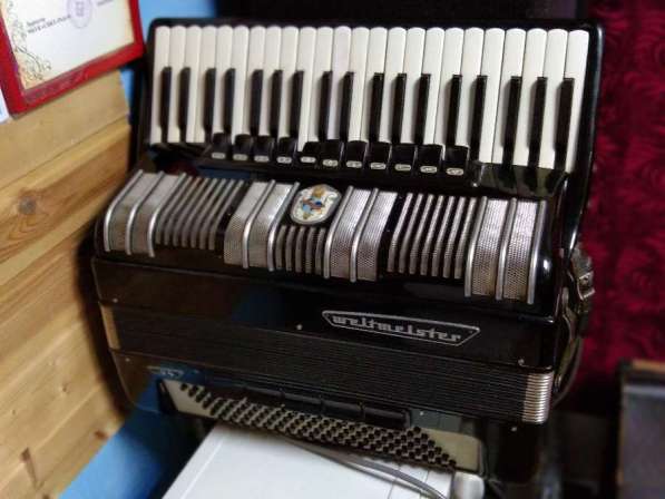 Аккордеон Weltmeister s5 в Москве