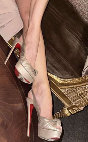 Туфли Christian Louboutin 38