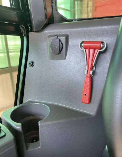 Мини-экскаватор Cat302 в Москве фото 8