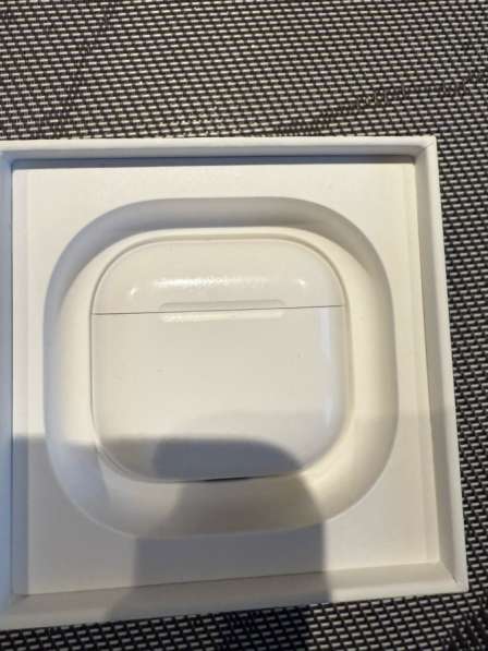 Наушники беспровоодные AirPods 4 без шумоподавления в Москве фото 7