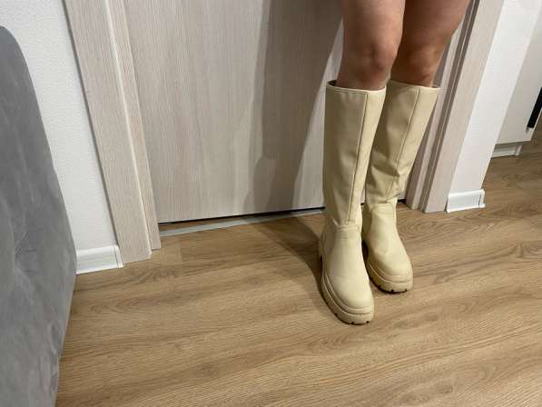 Зимние женские сапоги