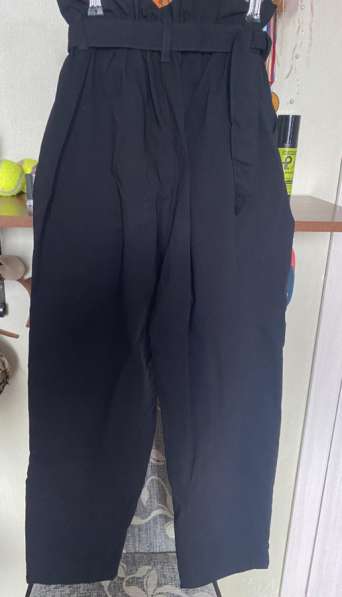 Черные брюки