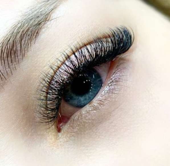 Наращивание ресниц в Чите