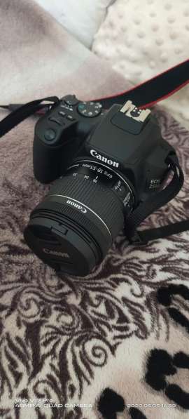 Зеркальная фотокамера canon eos 250d