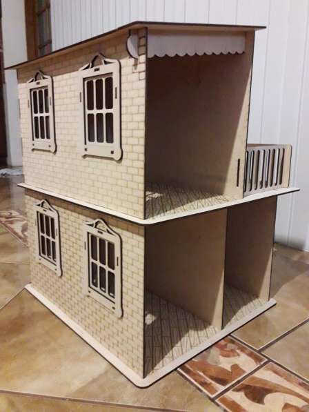 Деревянный 3д конструктор кукольный дом размер 55х45х40 в фото 3