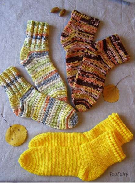 Женские носки вязанные кючком