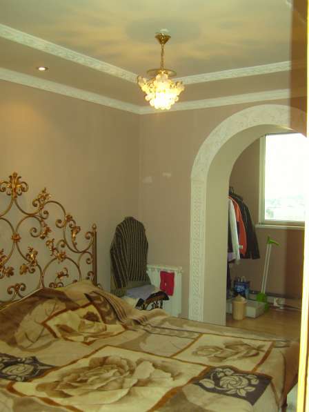 Сдается трехкомнатная квартира на длительный срок в Алуште фото 3