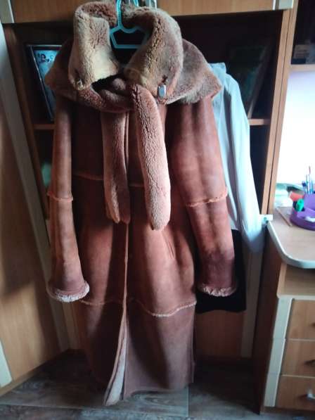Продам зимние дублёнки и кожаное пальто на кроликом меху в Навле