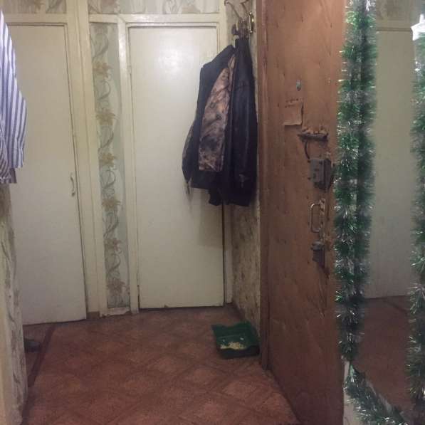 Продаётся 2 комнатная квартира 44кв. м входы раздельные в Новотроицке