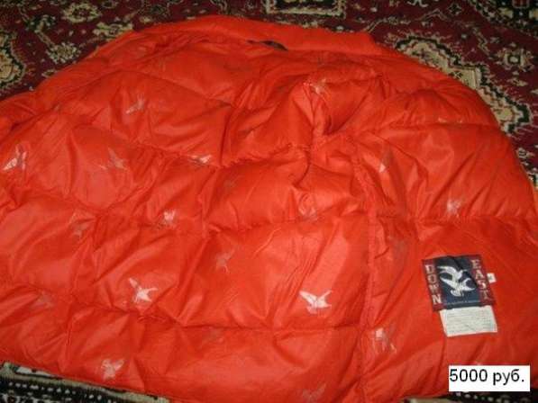 Куртка женская красный пуховик США размер XL 48 - 50 в Сыктывкаре