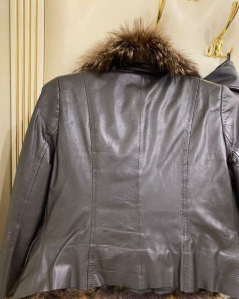 Кожаная зимняя куртка в Котельниках