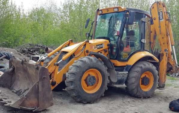 Продам экскаватор погрузчикJCB-3cx равноколесный 2008 г/в