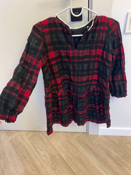 Нарядное платье (7-8 лет) в Волгограде